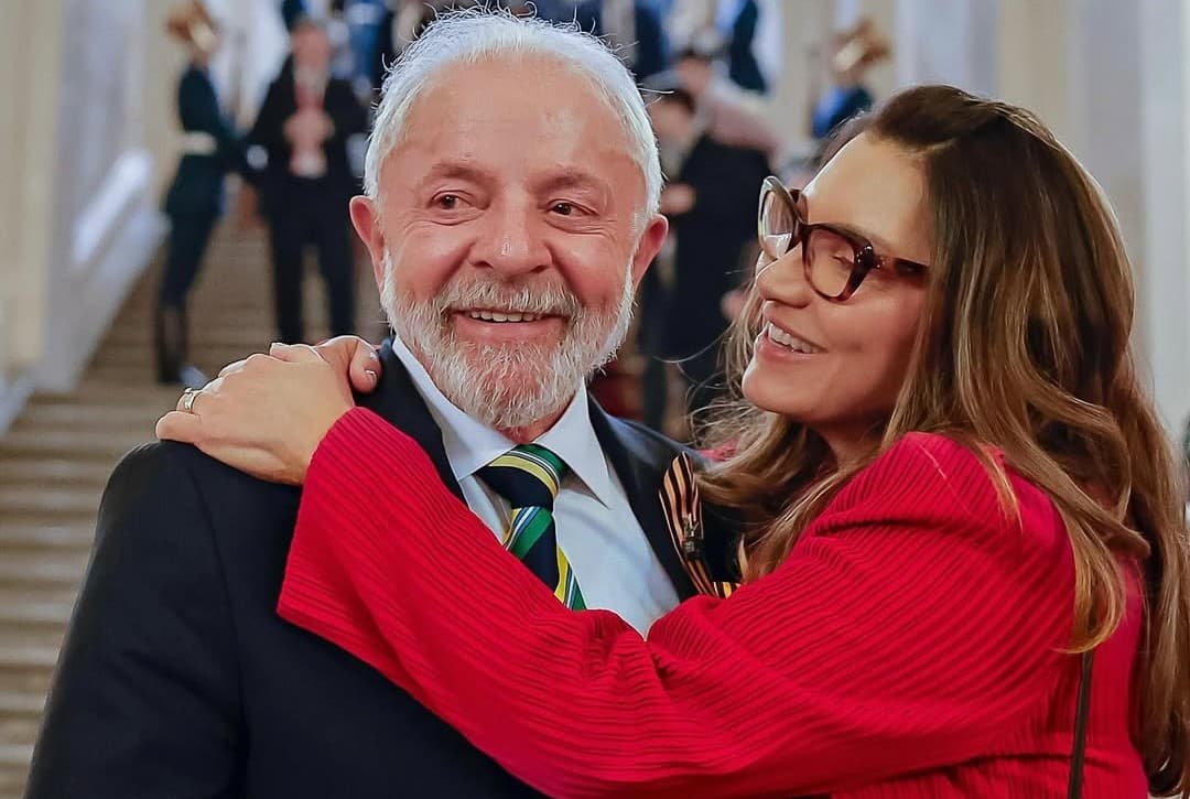 Lula publica decreto que amplia influência de Janja no Planalto
