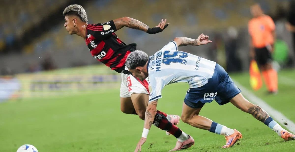 Carrascal marca no fim e Flamengo vence Racing na semifinal da Libertadores