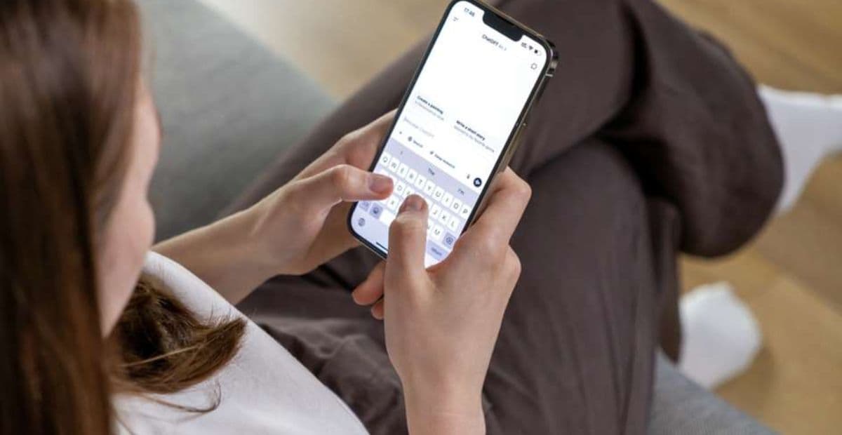 IA ganha papel de “ouvinte” entre jovens em busca de acolhimento