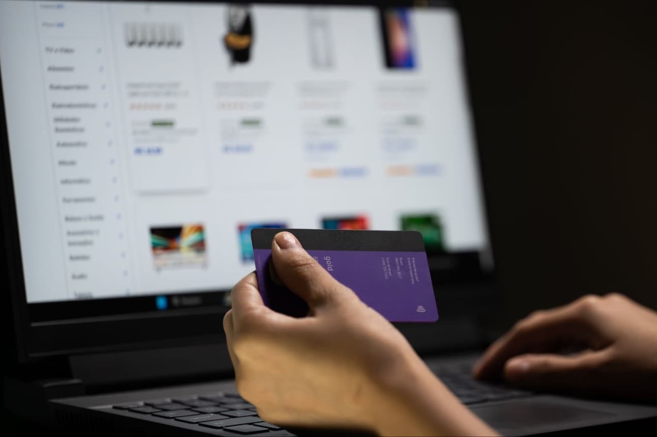 Câmara dos Deputados debate isenção para compras internacionais de até 50 dólares