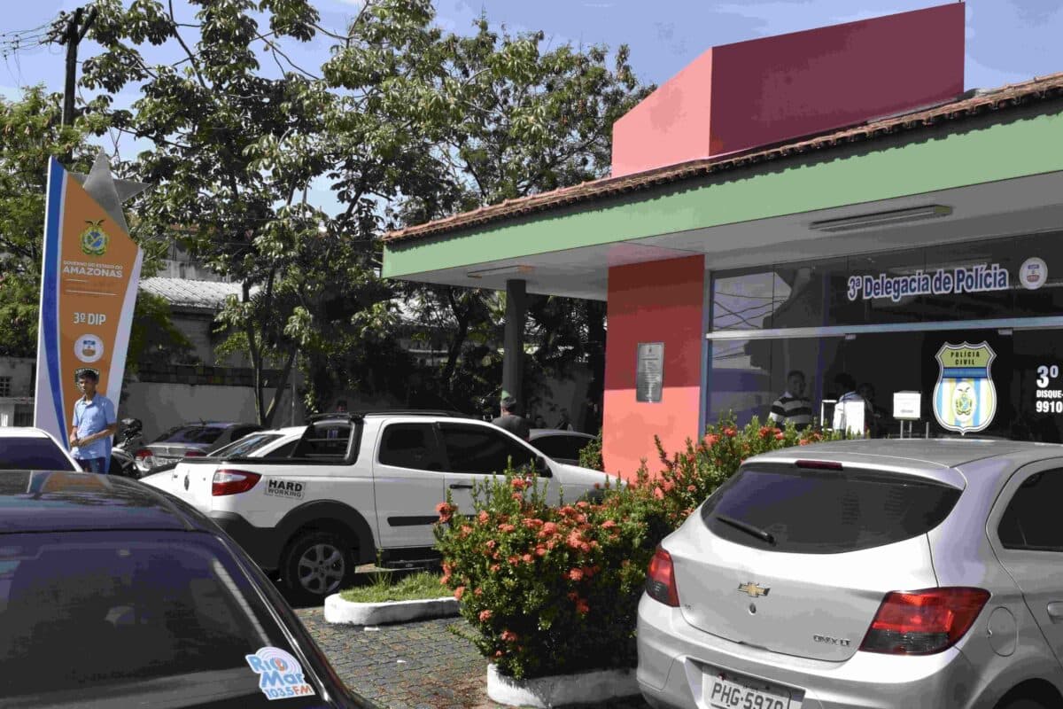 Motorista de app é preso suspeito de estuprar e roubar passageira durante corridas em Manaus