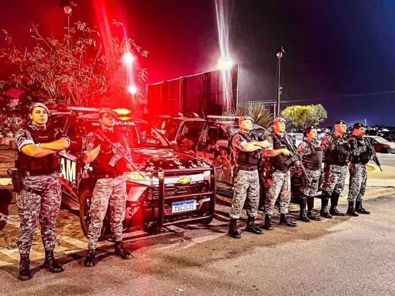 Foragidos por roubo e homicídio são presos pela Rocam em Manaus