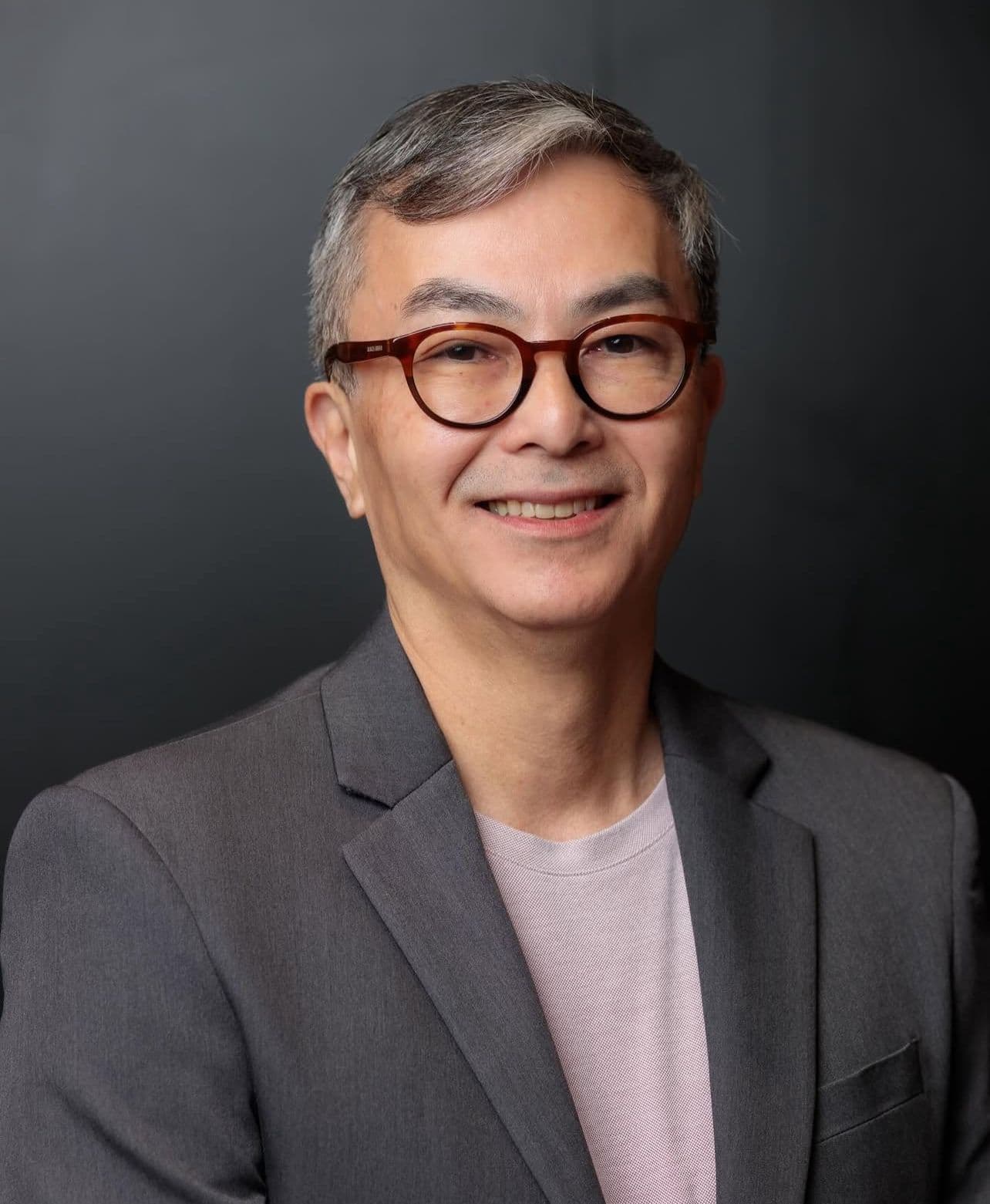 Do tradicional ao inovador: Carlos Oshiro ensina mindset de startup no Amazon IA Summit 2025