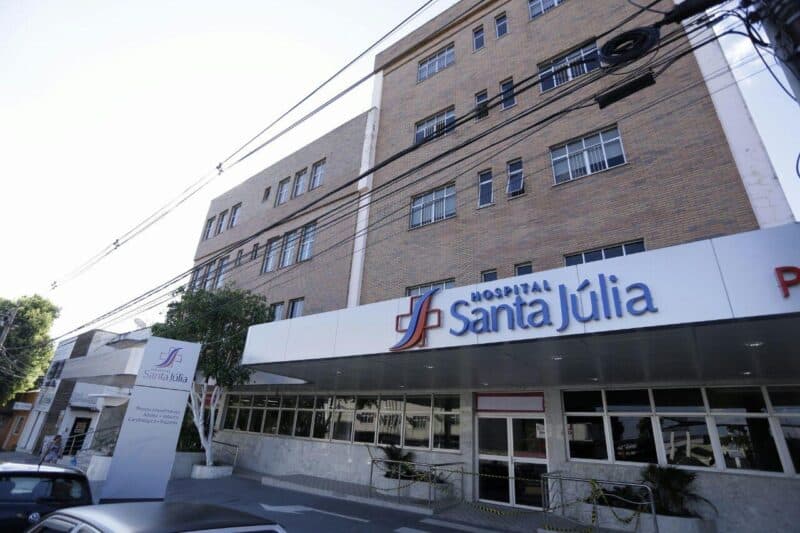 Morte de menino no Hospital Santa Júlia leva ao afastamento de médica e técnica de enfermagem