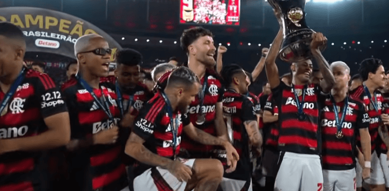 Flamengo bate recorde de saldo de gols no Brasileirão com 20 clubes