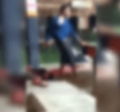 Briga em bar termina com homem decapitado e cabeça é exposta pelas ruas