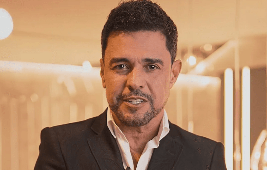 Zezé di Camargo tem show cancelado após polêmica com SBT