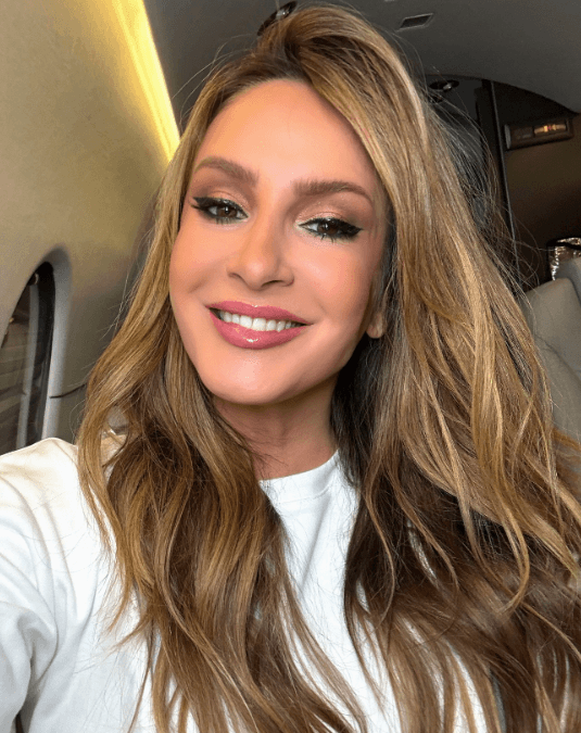 Justiça é acionada contra Claudia Leitte por suposta discriminação religiosa