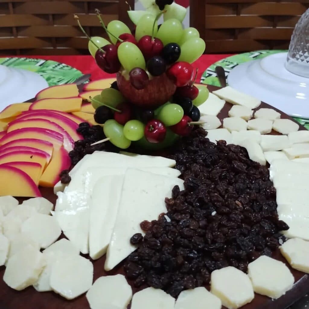 Como montar tábuas de frios e sabores amazônicos para uma ceia de Natal especial