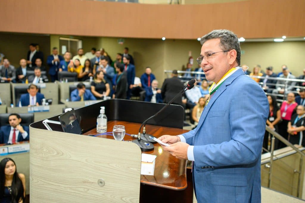 Tadeu de Souza manda recado e critica ruído político: “A boa política não precisa gritar”