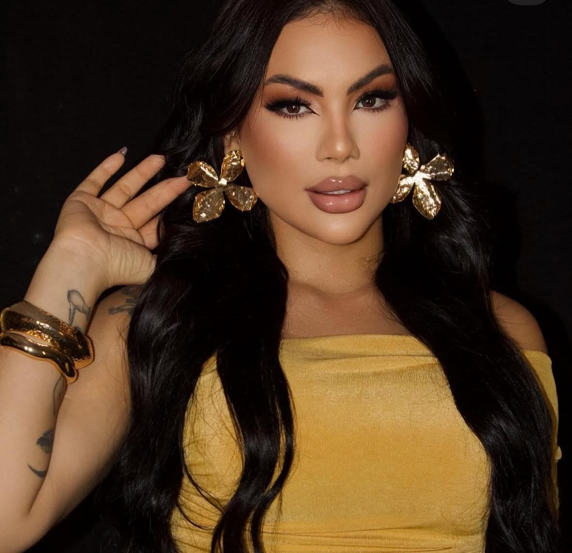 Ex-finalista do Peladão é presa após exibir arma nas redes sociais