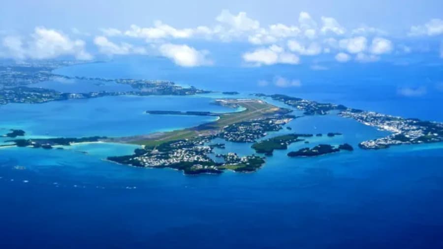 Estrutura gigante nunca vista na Terra é encontrada no Triângulo das Bermudas