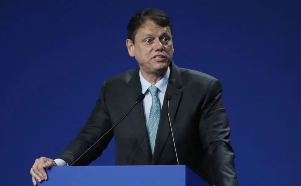 Tarcísio defende fim da polarização em evento com Lula em São Paulo