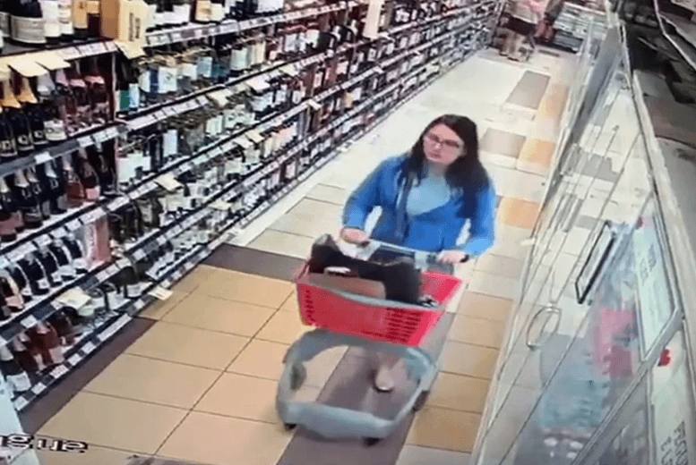 Advogada é presa pela sexta vez por furto de bebidas em supermercado no RJ