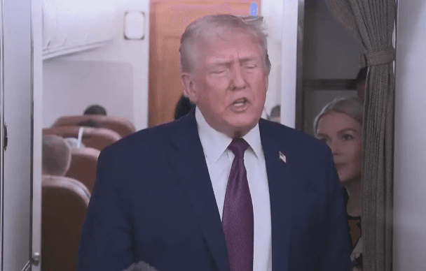 “Estão cansados de apanhar”, diz Trump ao afirmar que Irã quer negociar com os EUA