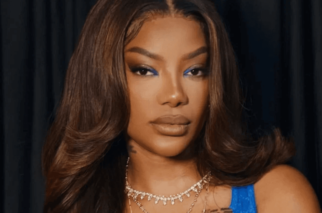 Ludmilla recusa falar com repórter do SBT e acusa emissora de defender racista