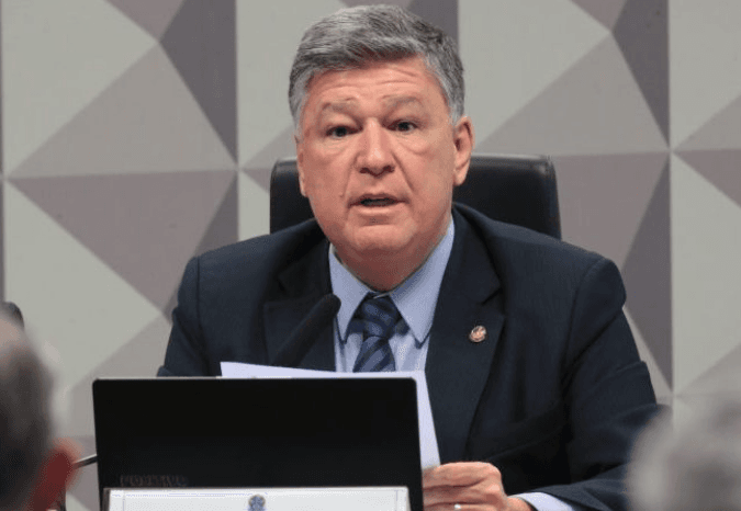 CPMI do INSS convoca dono do Banco Master para depor no Senado