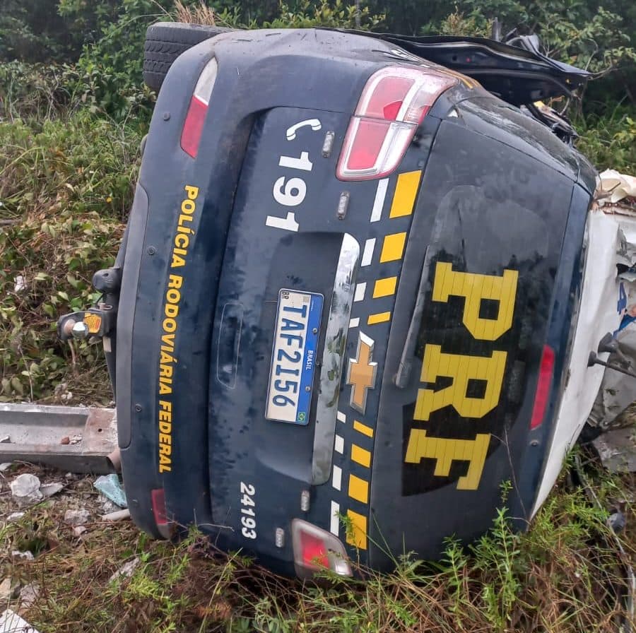 Acidente com viatura da PRF deixa policial morto na estrada de Presidente Figueiredo