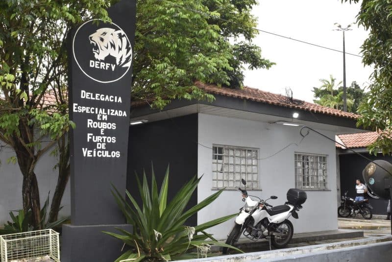 Motociclista é preso com moto furtada após se envolver em acidente fatal em Manaus