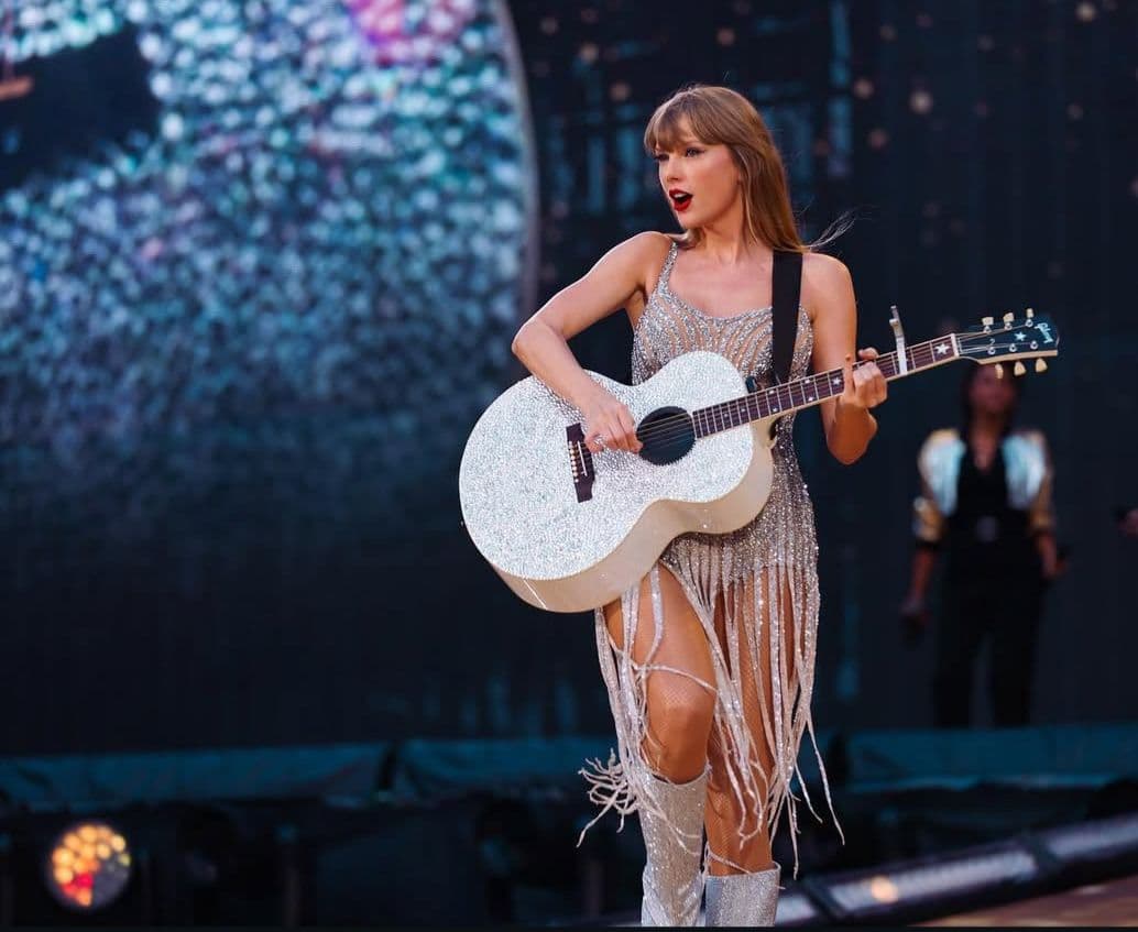 Música de Taylor Swift é apontada como risco para motoristas, diz estudo