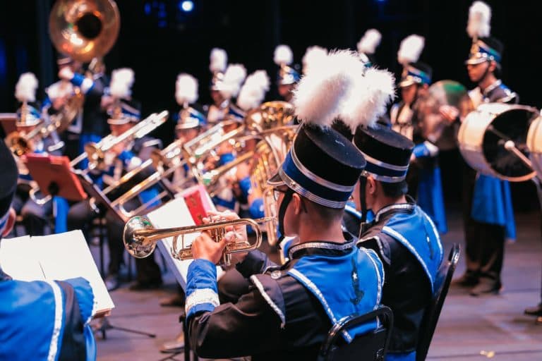 Cursos gratuitos de música oferecem vagas para banda e coral em Manaus