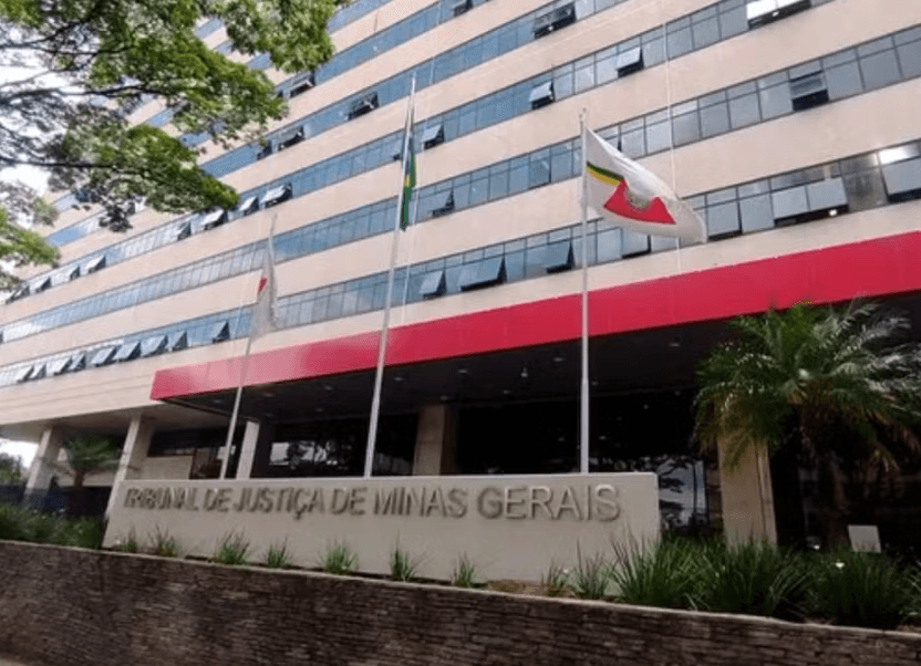 Homem de 35 anos é absolvido de estupro ao manter ‘casamento’ com menina de 12 anos em MG