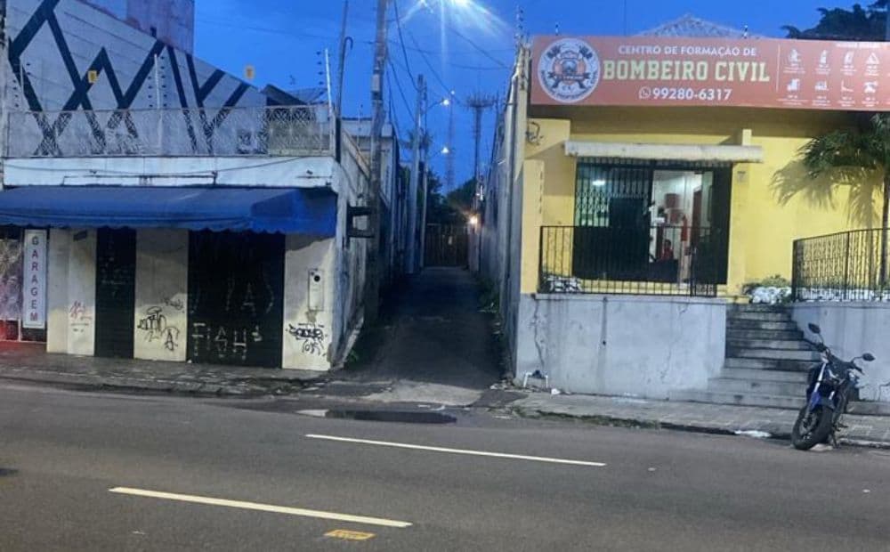 Moradores estão sem água há mais de 24 horas no Centro de Manaus