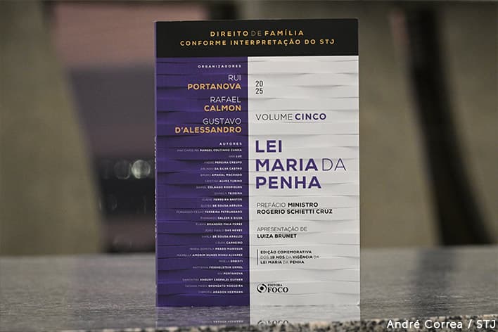 Lei Maria da Penha pode virar leitura obrigatória em escolas e espaços públicos do Amazonas