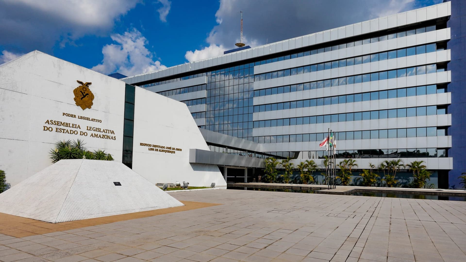 Quem ficou fora da Aleam? Veja os 6 deputados que não conseguiram se reeleger