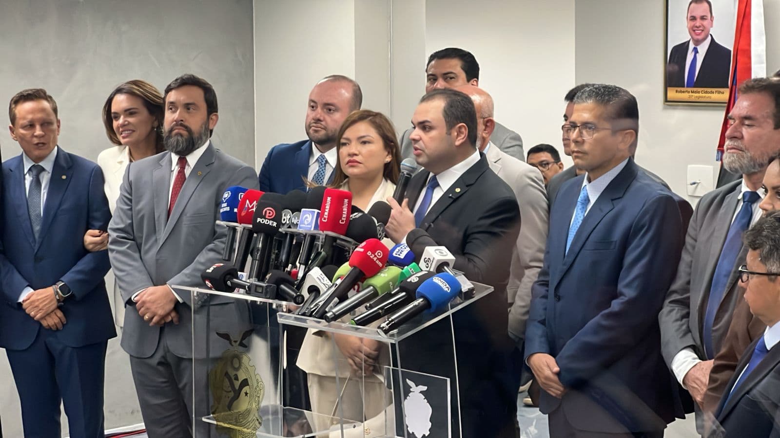 Roberto Cidade indica manutenção do secretariado ao assumir governo interino