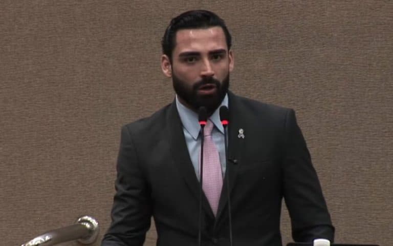 Vereador se irrita com retirada de proposta da CMM: “Tem projetos que não servem pra nada”
