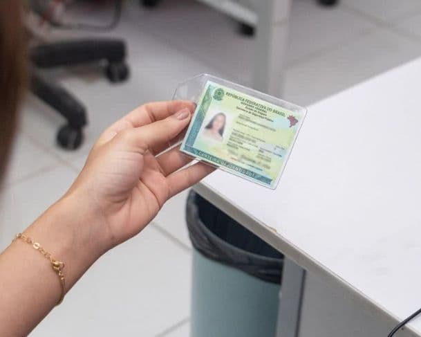 Brasileiros têm até 2032 para substituir o RG pela nova identidade