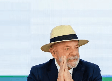 Governo Lula aciona OMC para contestar tarifaço dos EUA