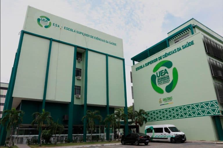 UEA inicia provas do SIS neste domingo (11) e do Vestibular na segunda (12)
