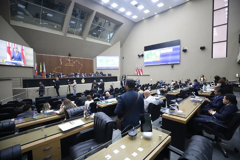 Quatro nomes entram no jogo pelo comando da Aleam após eleição estadual