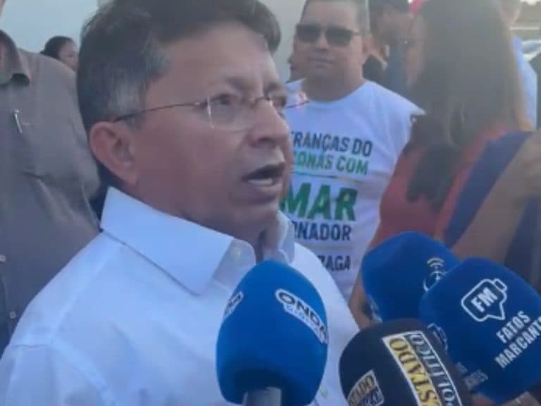 Contrariando PT-AM, Sinésio vai sozinho à convenção de Omar e Braga