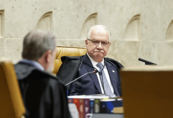 Fachin cancela sessão do STF em meio à crise entre ministros