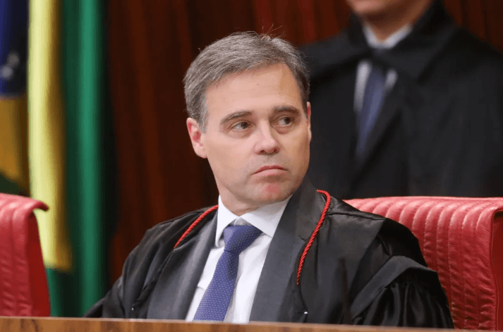 Mendonça nega divulgação seletiva de documentos no caso Master