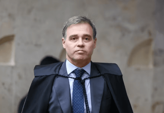 Mendonça retira sigilo de mais 38 documentos; alguns citam senadores do PL, PP e PT