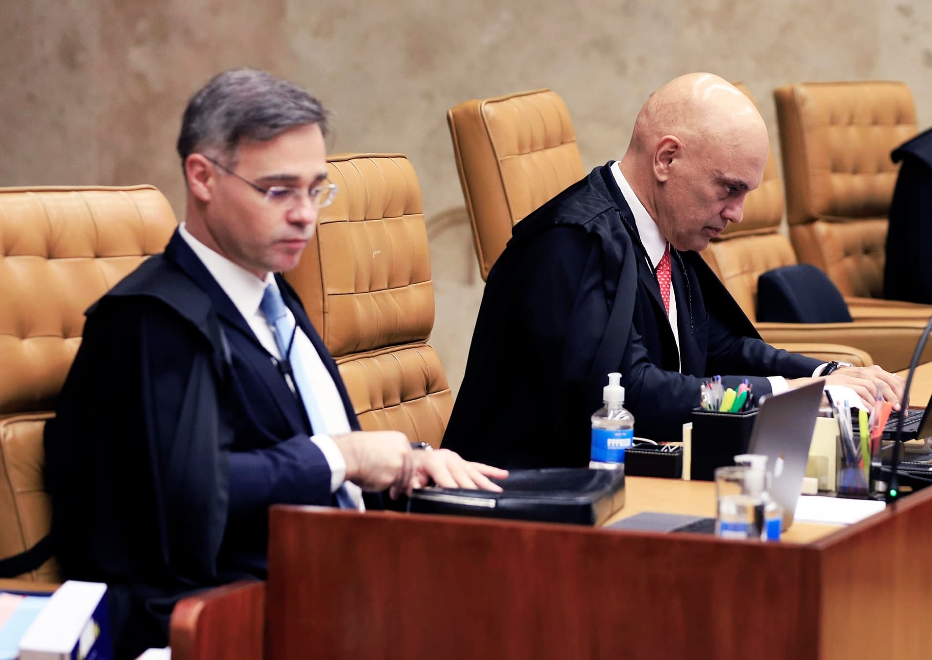 Datafolha: 28% defendem impeachment de Moraes e 12% de Mendonça