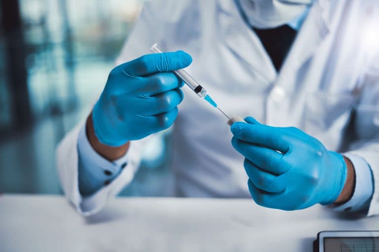 Fiocruz inicia estudo de nova vacina contra Covid-19