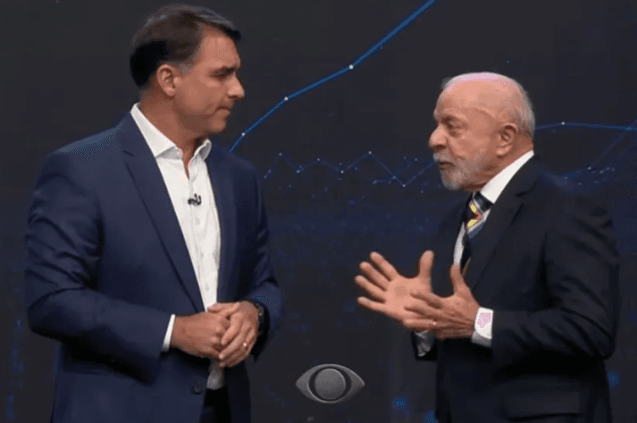 Lula desafia Flávio Bolsonaro a comparecer ao TSE para abrir sigilos