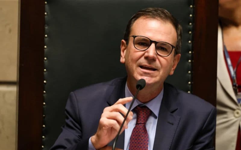 Após derrota no Rio, Eduardo Paes reafirma apoio a Lula