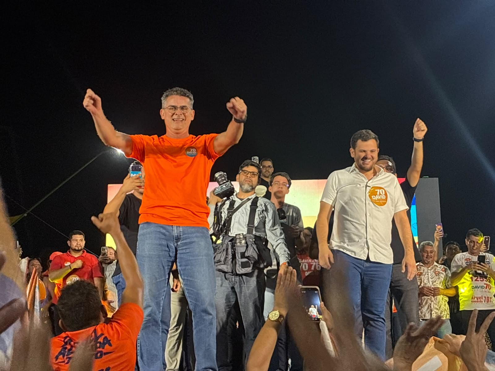 David Almeida encerra campanha em Manaus