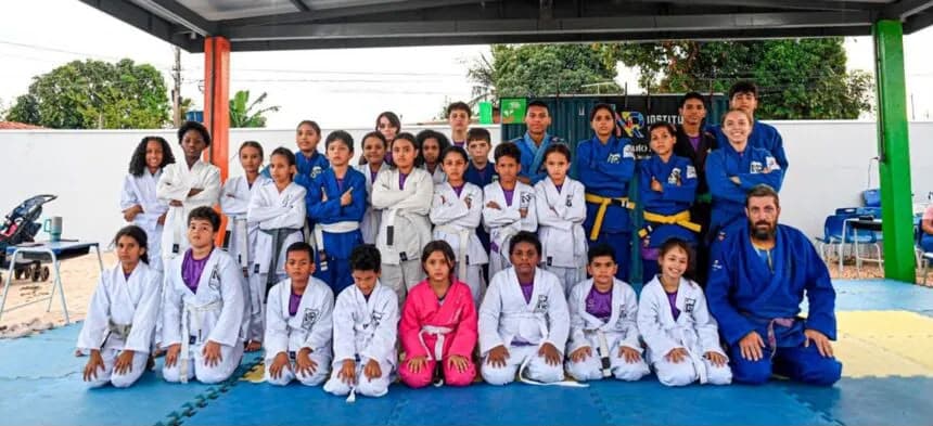 Meninas de 8 a 18 anos podem fazer curso gratuito de defesa pessoal em Palmas