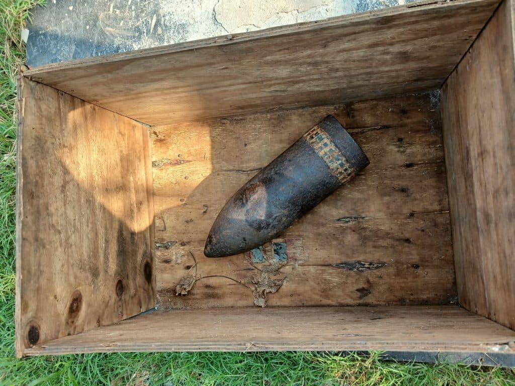 Artefato explosivo é encontrado em frente a residência na AM-070