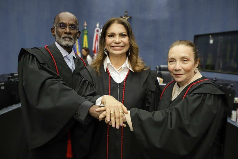 Ruth Barbosa Sampaio é eleita presidente do TRT-11